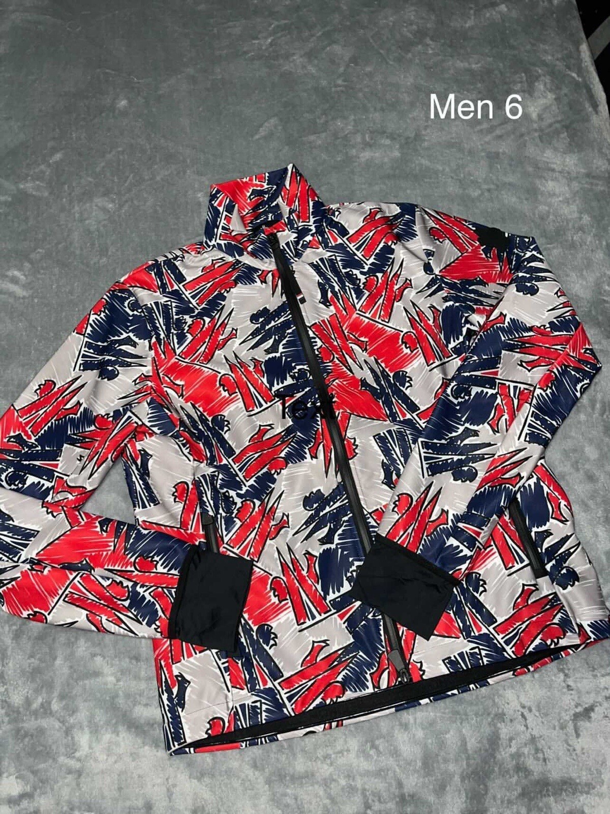 Moncler XXL Cardigan Jacket for Men Cozy Winter Wear-image
