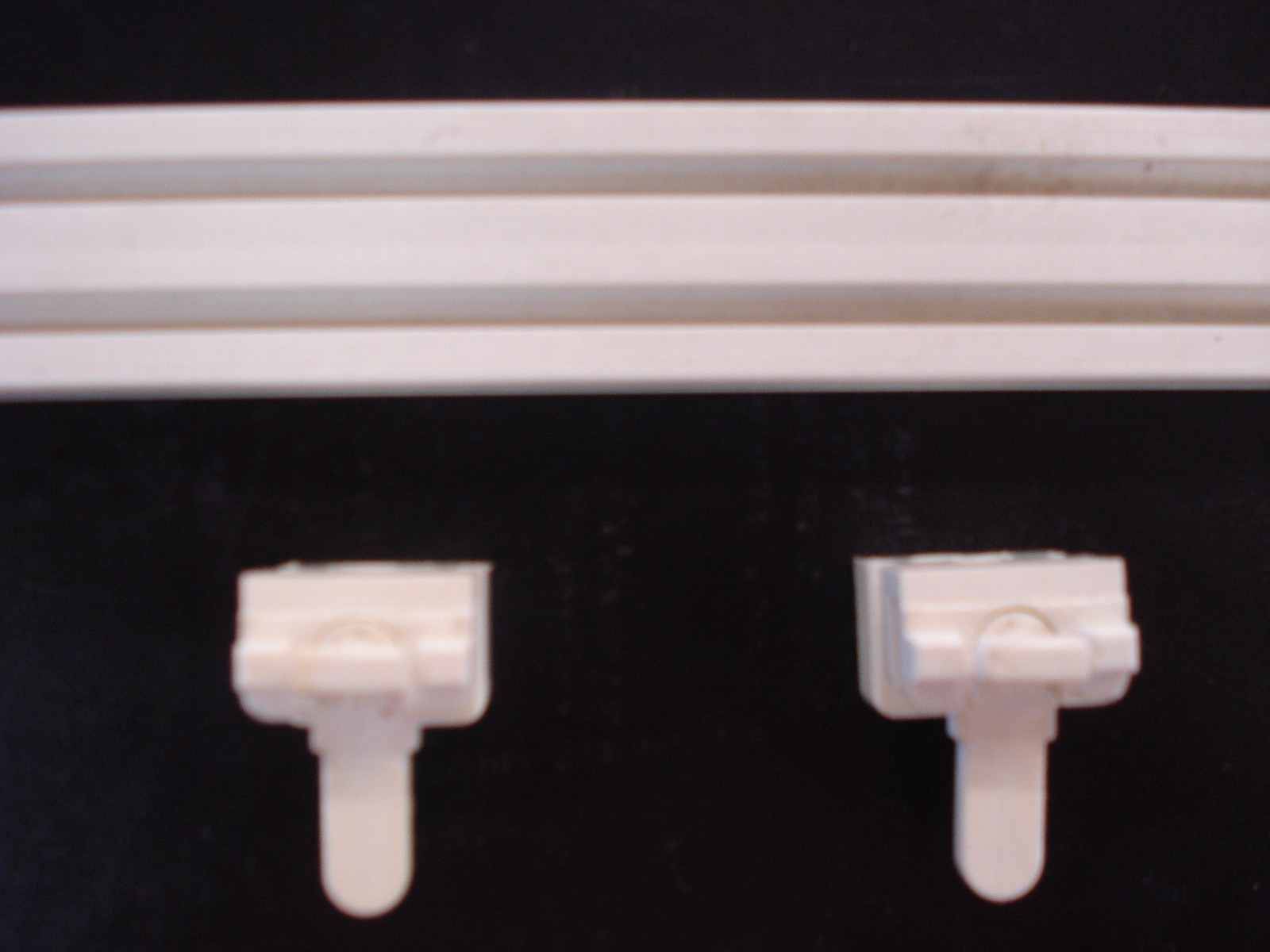 Swish Brackets Deluxe Track D310 Curtain Track Lever Lock Brackets Pack