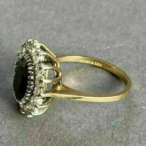Impresionante anillo para mujer corte ovalado simulado diamante negro enchapado en oro amarillo de 14K Foto 2 de 4