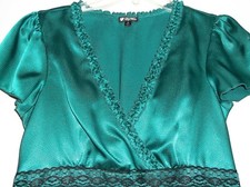 LILY WHITE WOMEN'S SHORT SLEEVE DRESS/GOWN EMERALD GREEN MEDIUM MADE IN USA