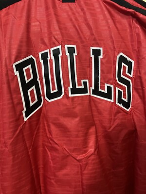 Chicago Bulls NBA Adidas On-Court Weekend Track Jacket Red Striped