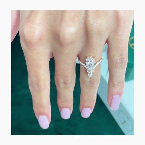 Diamond Engagement Ring IGI Certified Pear VS1 F 2.22 Ct 14K Yellow Gold Solid - Video 1 of 1