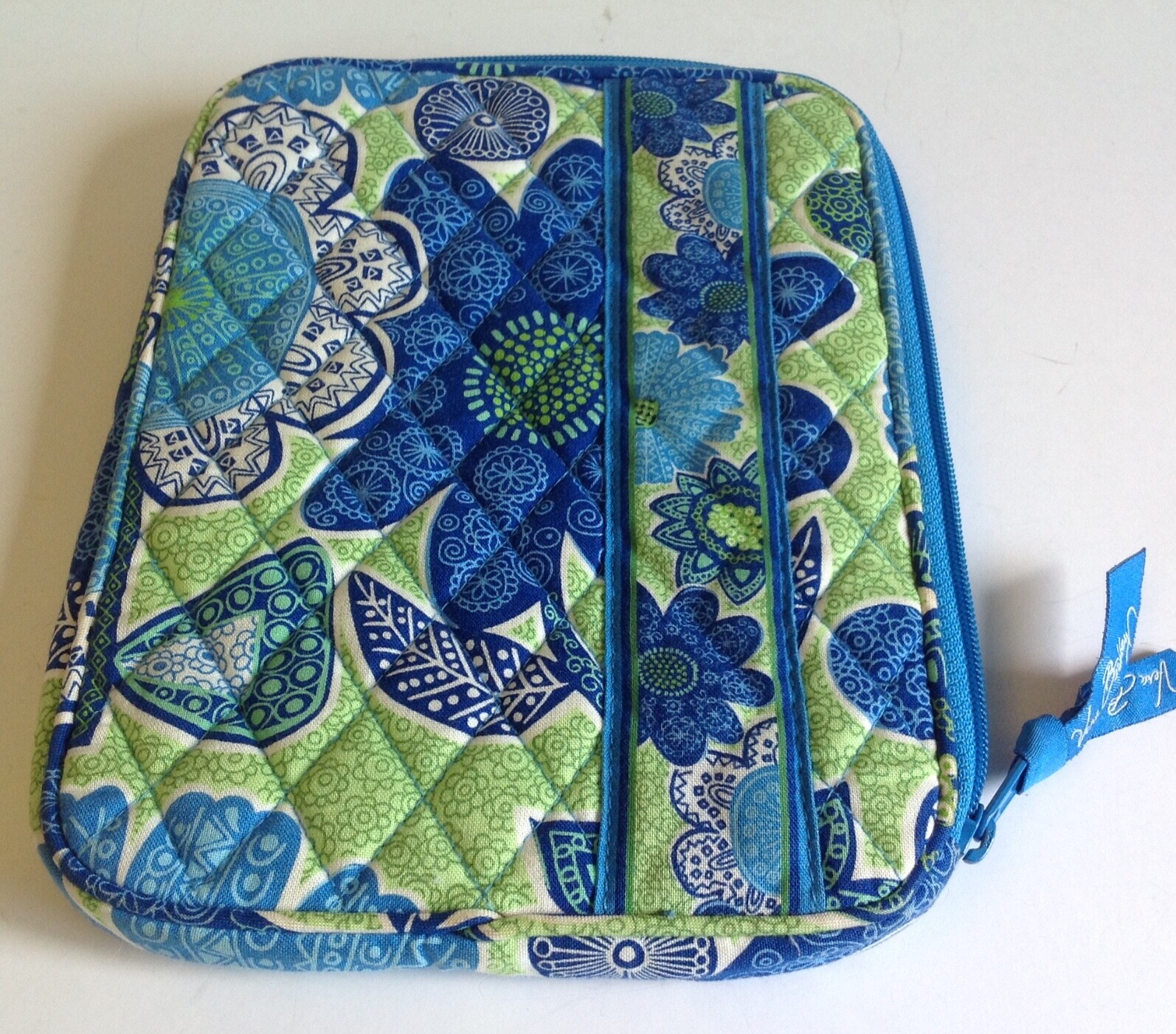 Vera Bradley Blue Green E Reader Kindle iPad Zippered Sleeve Case-image