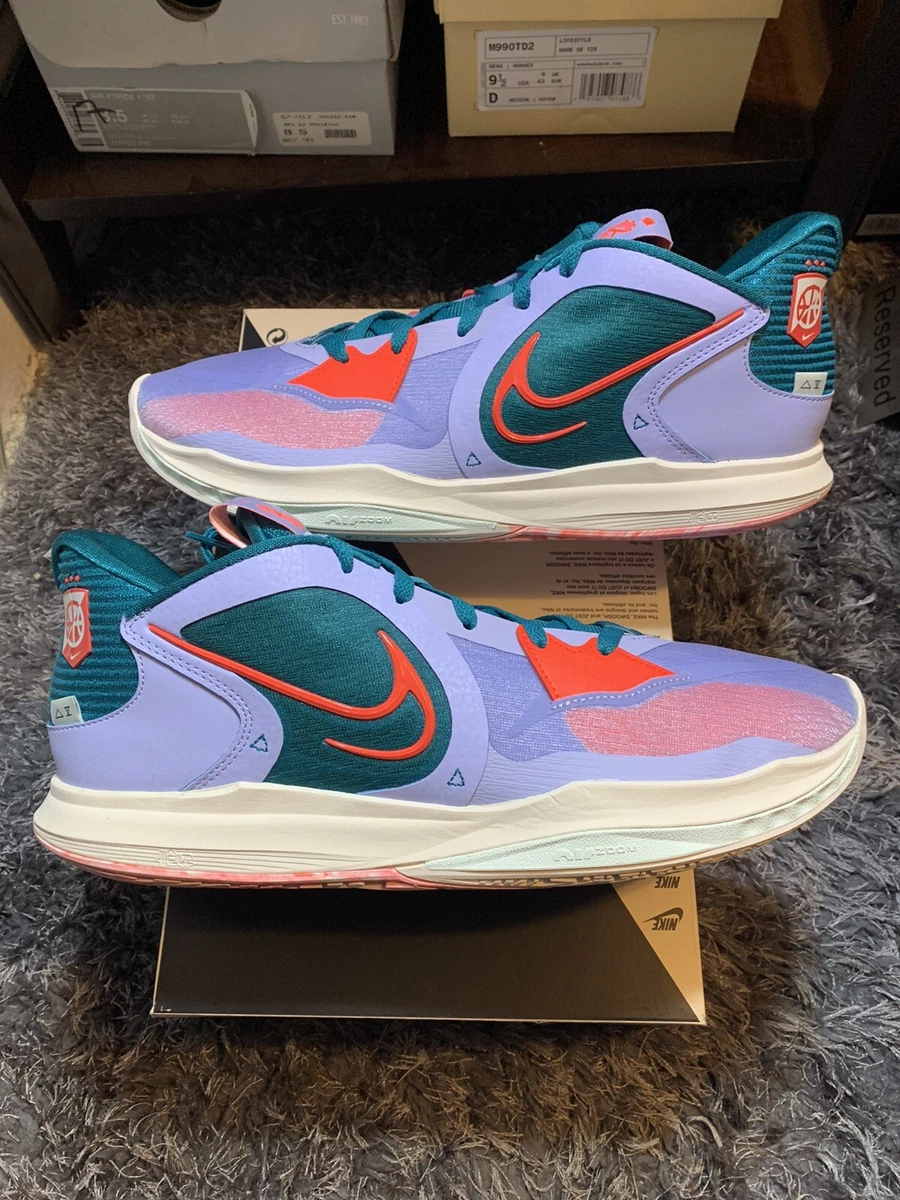 Kyrie 5 shop academy