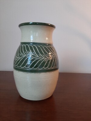 Vase Harmony Pottery - New Harmony Indiana Sharlyn salt glaze green homeware
