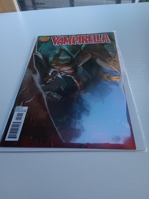 Vampirella (2010 Dynamite) #18B  Cover by Lucio Parillo