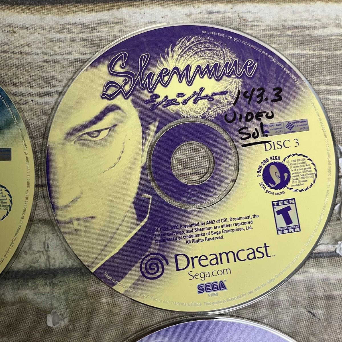 Shenmue | Sega Dreamcast (Disc 1, 2, 3, Shenmue Passport) Discs