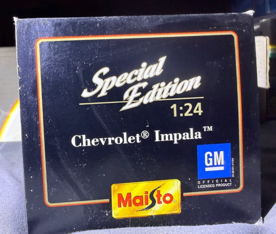 Chevy Impala 2000 Maisto Military Police escala 1:24 diecast edición especial Foto 4 de 4