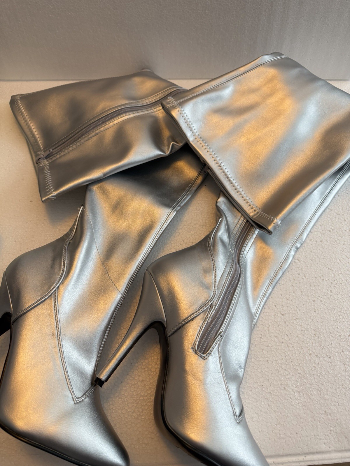 PLEASER SEDUCE 3000 Sexy Stiletto Heel Silver Zipper Thigh High Boots 7 NIB NEW