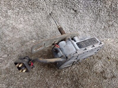 Mercedes W123 Headlight Wiper Electric Motor Left NS 0390206729 