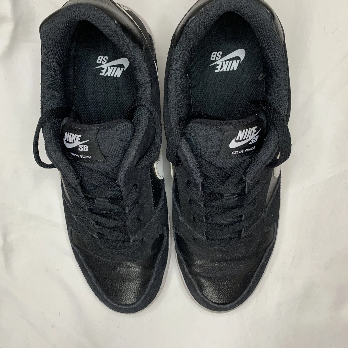 Nike sb delta force black white sale