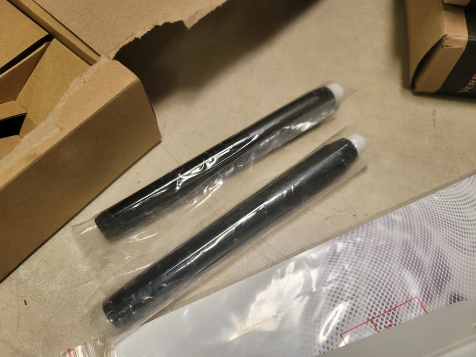 Módulo táctil para dedos BenQ Pointwrite 5J.J8L26.13E nuevo caja abierta Foto 3 de 4