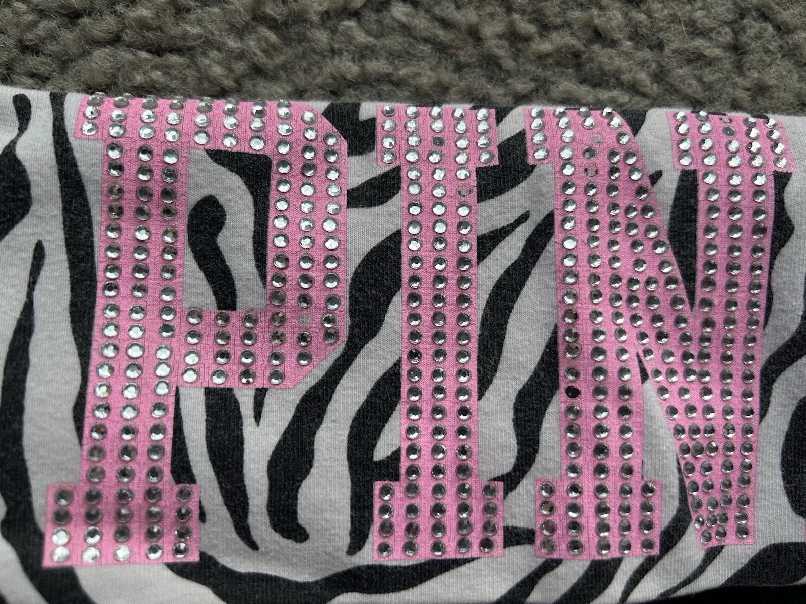 victoria-secret-vs y2k vintage foldover yoga rhinestones zebra shorts