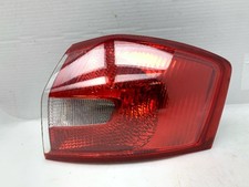 FORD Kuga Rückleuchte außen rechts 8V41-13404-AH Rücklicht 08-12