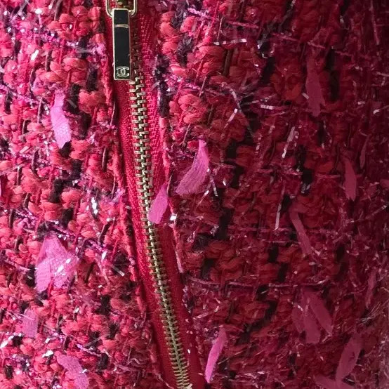 Chanel Pink Tweed Coat - Elegant Outerwear thumbnail 2