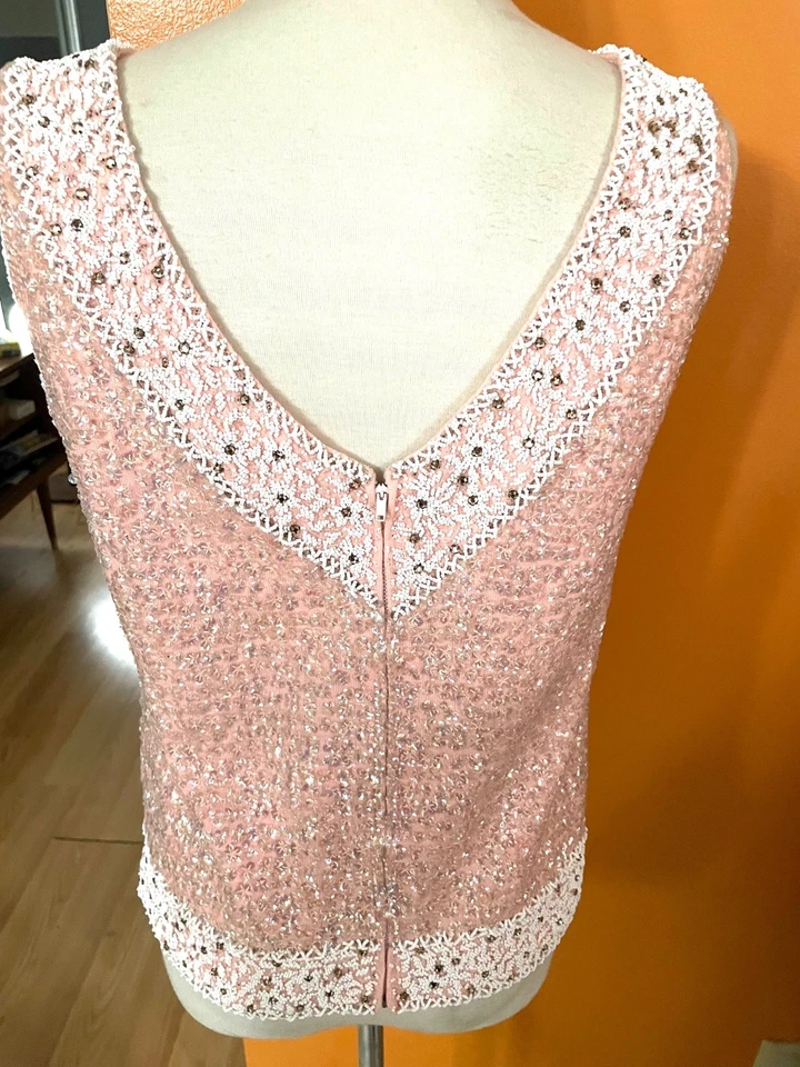 Vintage 50s 60s Pink White Christmas Beaded Sequin Tank Top 100% Wool Sz. M - Image 2 of 4
