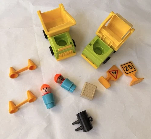 Vintage Fisher Price Little People Construction Cone Truck Sign Vehicle Lot