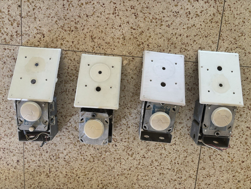 Superior Electric LUXTROL Rotary Wall Box Dimmer Switch Model WBD800. Set of 4 