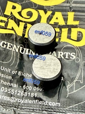 ROYAL ENFIELD ZYLINDERKOPF VENTILSCHAFTKAPPE TEILENR. 140006/B. ORIGINAL.