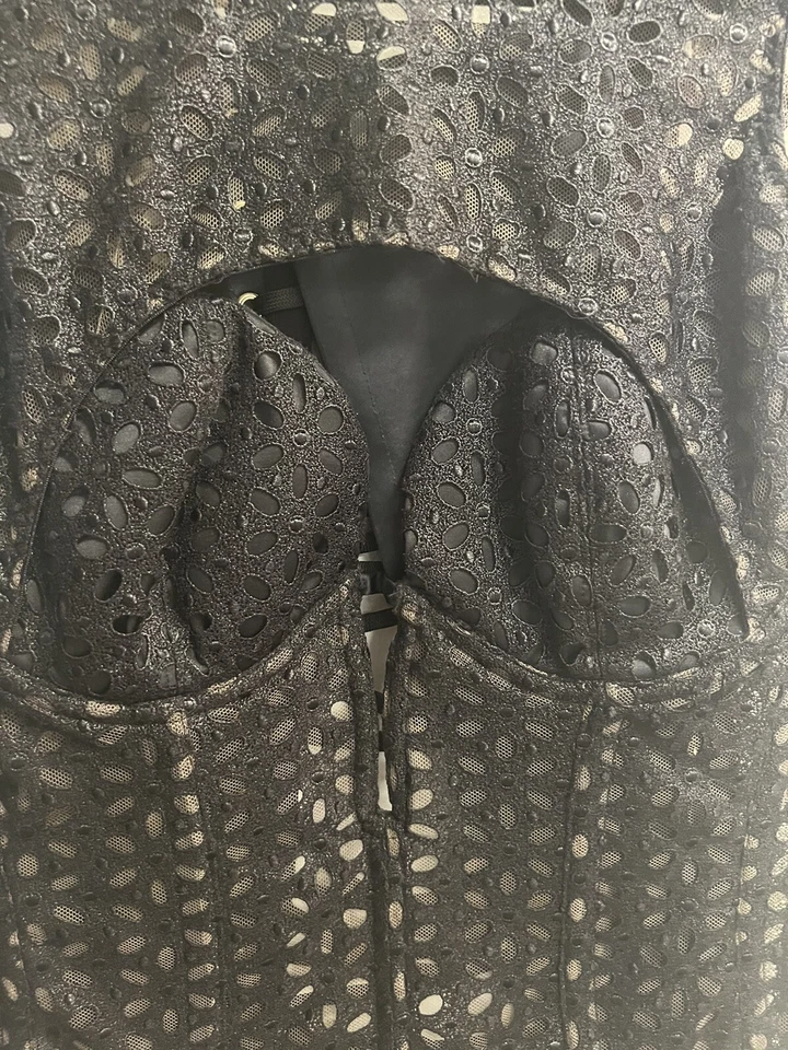 AGENT PROVOCATEUR Corset Size AP 4 Lace Deep V Push Up Worn Once - Image 4 of 4