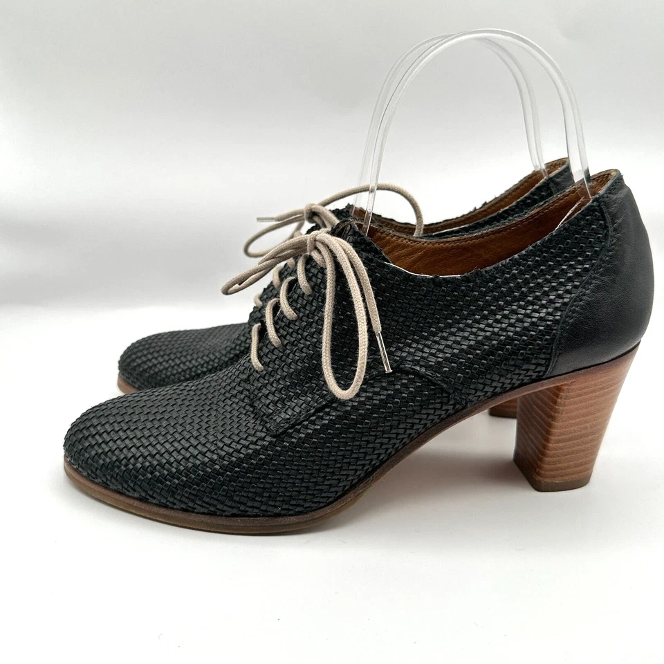 Zapatos de salón Alberto Fermani para mujer EE. UU. 7 negros tejidos textura cuero con cordones Foto 2 de 4