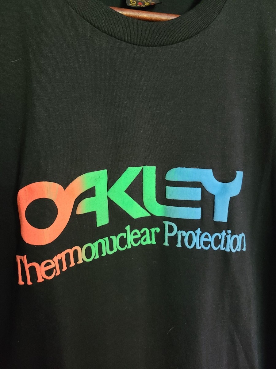 Vintage 90s Oakley T Shirt Thermonuclear Protection Size XL Vintage 90s Oakley T Shirt Thermonuclear Protection Size XL