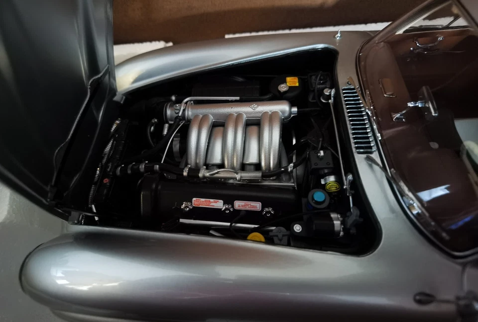 Limited 149 1/12 Schuco Brown Interior Mercedes Benz 300SL GullWing Silver AU### - Image 3 of 4