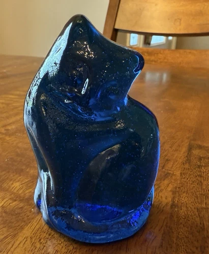 New 2025 Blenko Glass Cobalt Blue Cat Figurine 4"