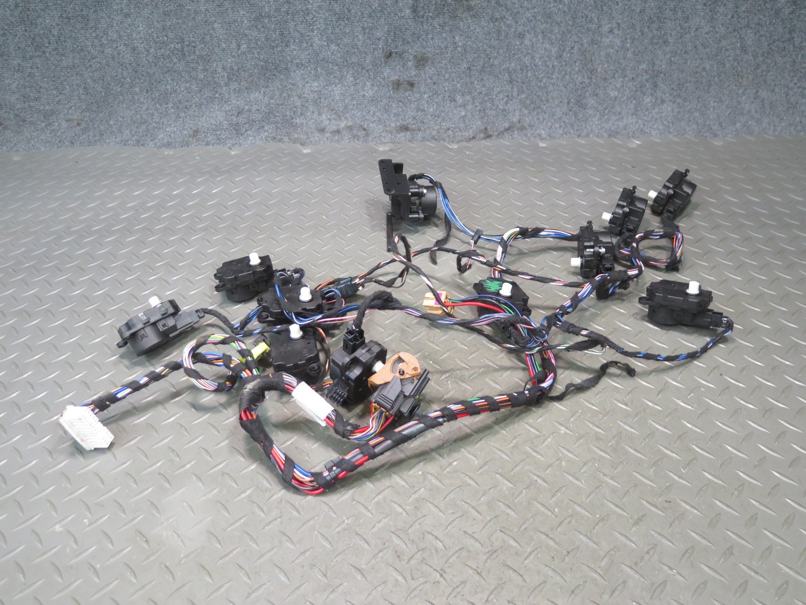 08-19 MASERATI GRANTURISMO M145 A/C HEATER FLAP DOOR ACTUATOR MOTOR WIRING SET
