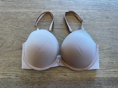 Victoria's Secret Praline Beige Solid 36DD Love Cloud Push Up Plunge Bra VS!!