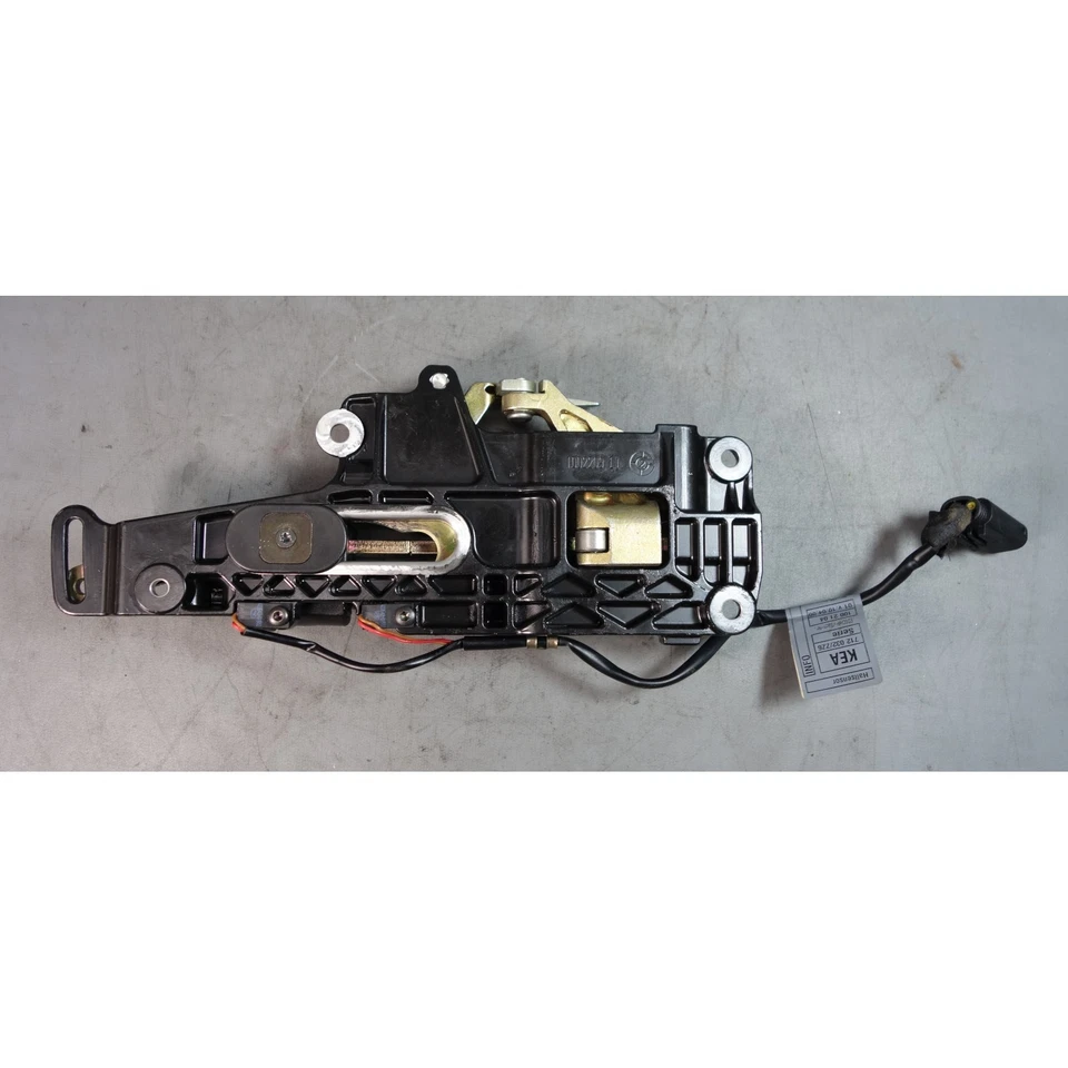 Pestillo de bloqueo superior convertible delantero izquierdo BMW E46 serie 3 reconstruido 2000-2006 OEM Foto 3 de 4