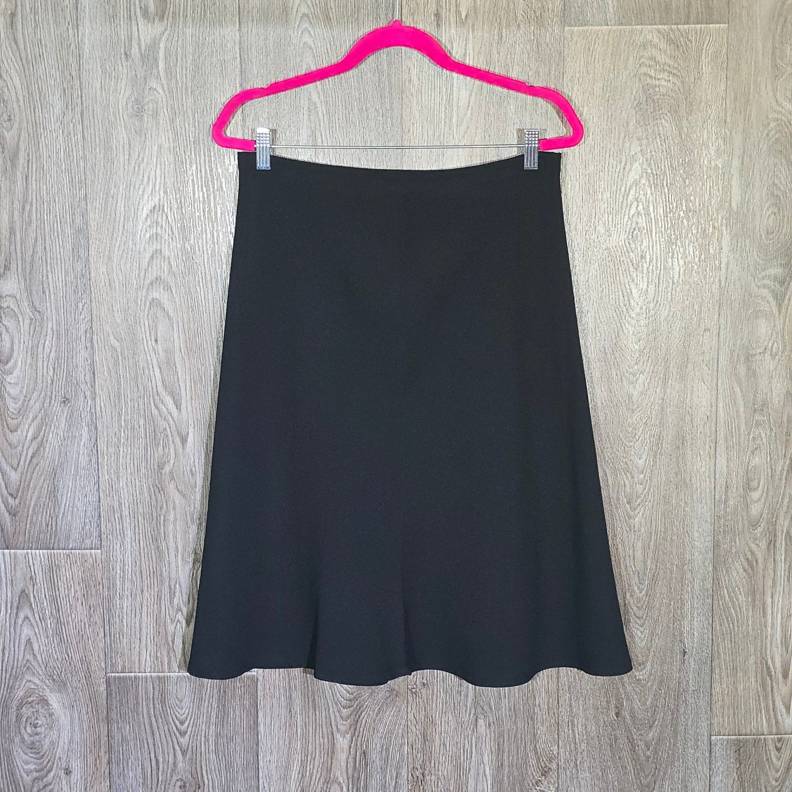Isaac Mizrahi Target Black A-Line Midi Skirt Size 6 Workwear Classic