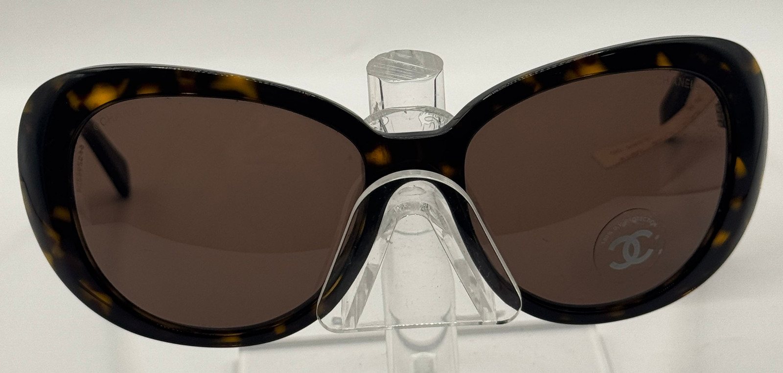 Chanel 5151b Sunglasses in color 7143g