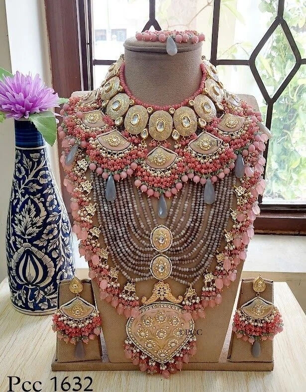 Imitation jewellery store dulhan set