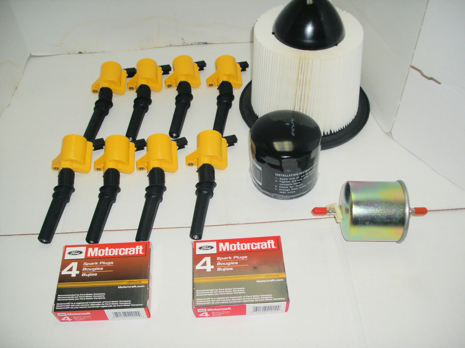 2000-2005 FORD F150 8 Coil DG508+8 Plug SP479 & OIL, AIR, GAS FILTER KIT