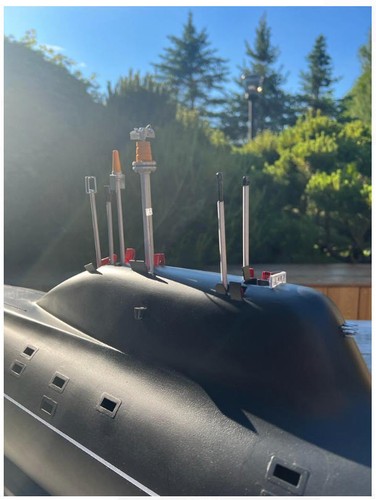 Bausatz Russisches Mehrzweck-U-Boot pr.971 "Akula II", Skala 1:72, Länge 160 cm - Bild 9 von 9