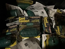 15Qt FARM INNOVATORS INC  Cord Connect Water-Tight Cord Lock- Model CC-2 Green