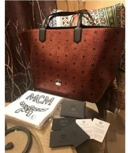 mcm metallic scooter red tote