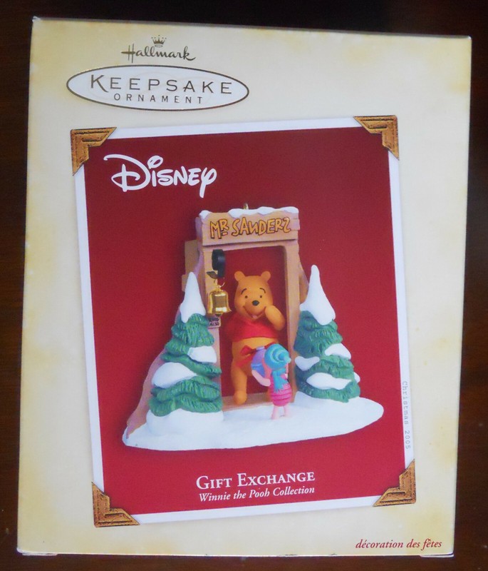 Hallmark Disney Winnie POOH Bear & Piglet GIFT EXCHANGE Mr Sanders 2005 Ornament