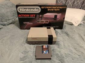 Nintendo Entertainment System Action Set Box Console Complete CIB NES