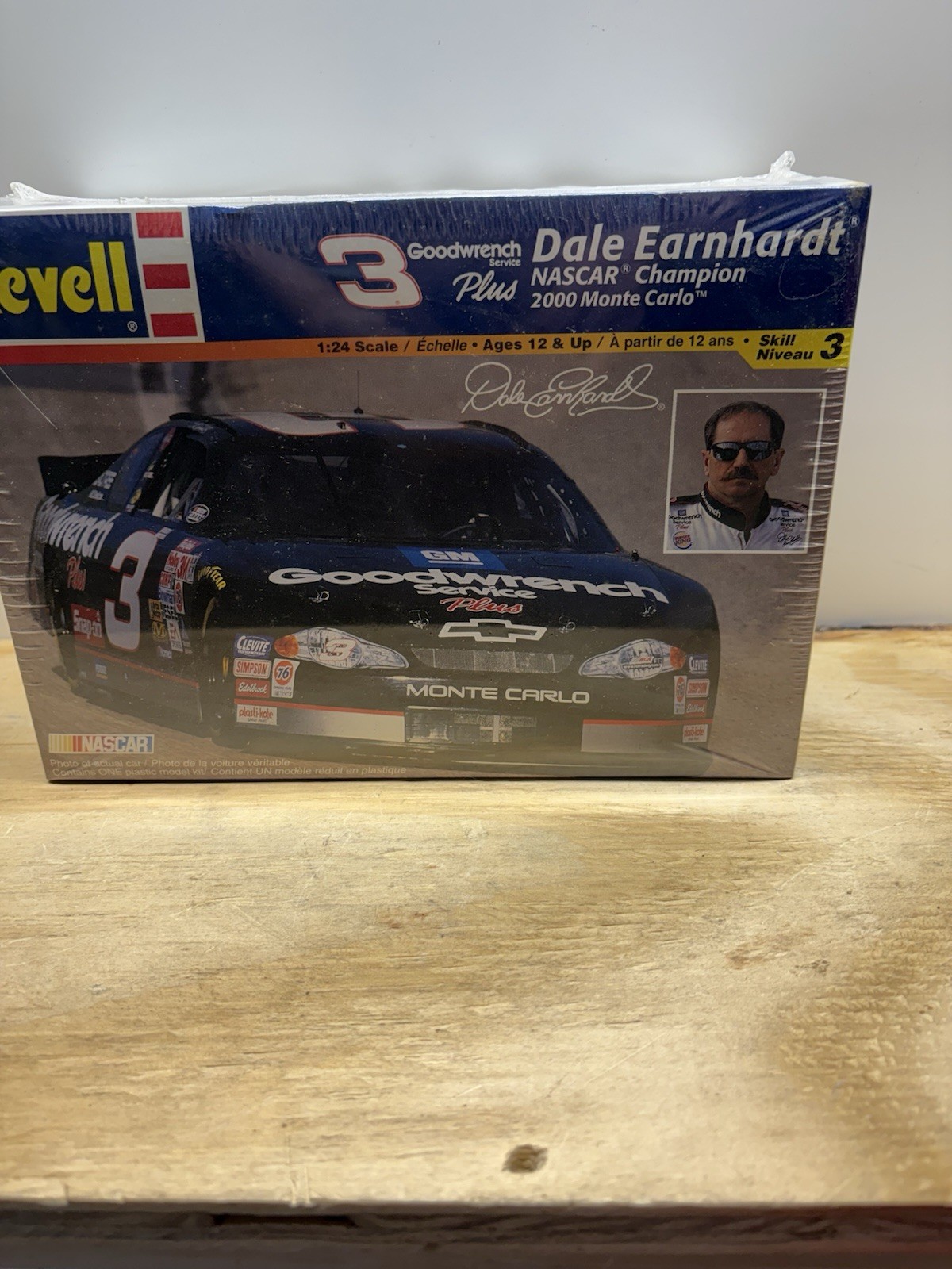 Revell #3 Dale Earnhardt Goodwrench 2000 Monte Carlo 1/24 Scale Model Kit SEALED