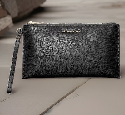 Michael Kors Jet Set Large Zip Pebbled Leather Clutch Wristlet-Black-New w/ Tags