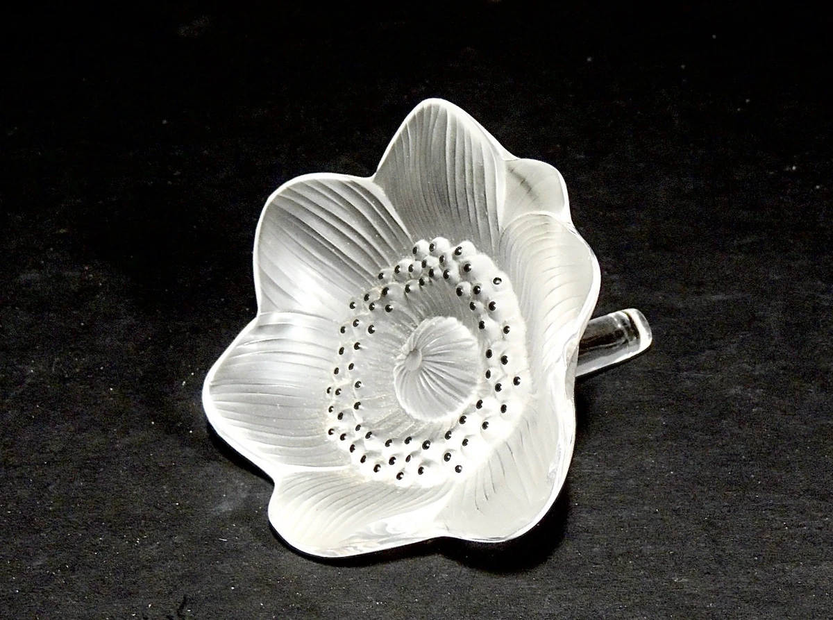 ラリック ❀アネモネの花❀ クリスタル 　「Lalique France」刻印 まとめ買いでお得 ラリック France」刻印 「Lalique クリスタル