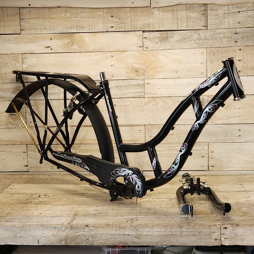 2008 Schwinn Riverside Step Thru 26" Wheel Cruiser 18 Med-Lrg - Image 2 of 4