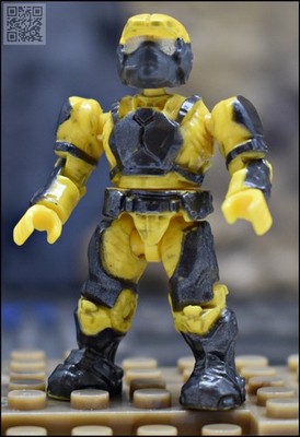HALO MEGA BLOKS YELLOW & DARK GRAY UNSC MARINE MINI FIGURE 96954 SERIES 3