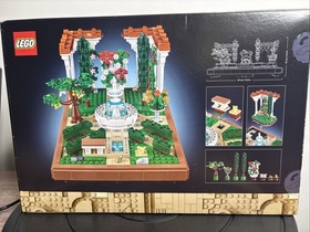 LEGO Icons Fountain Garden Building Set 10359