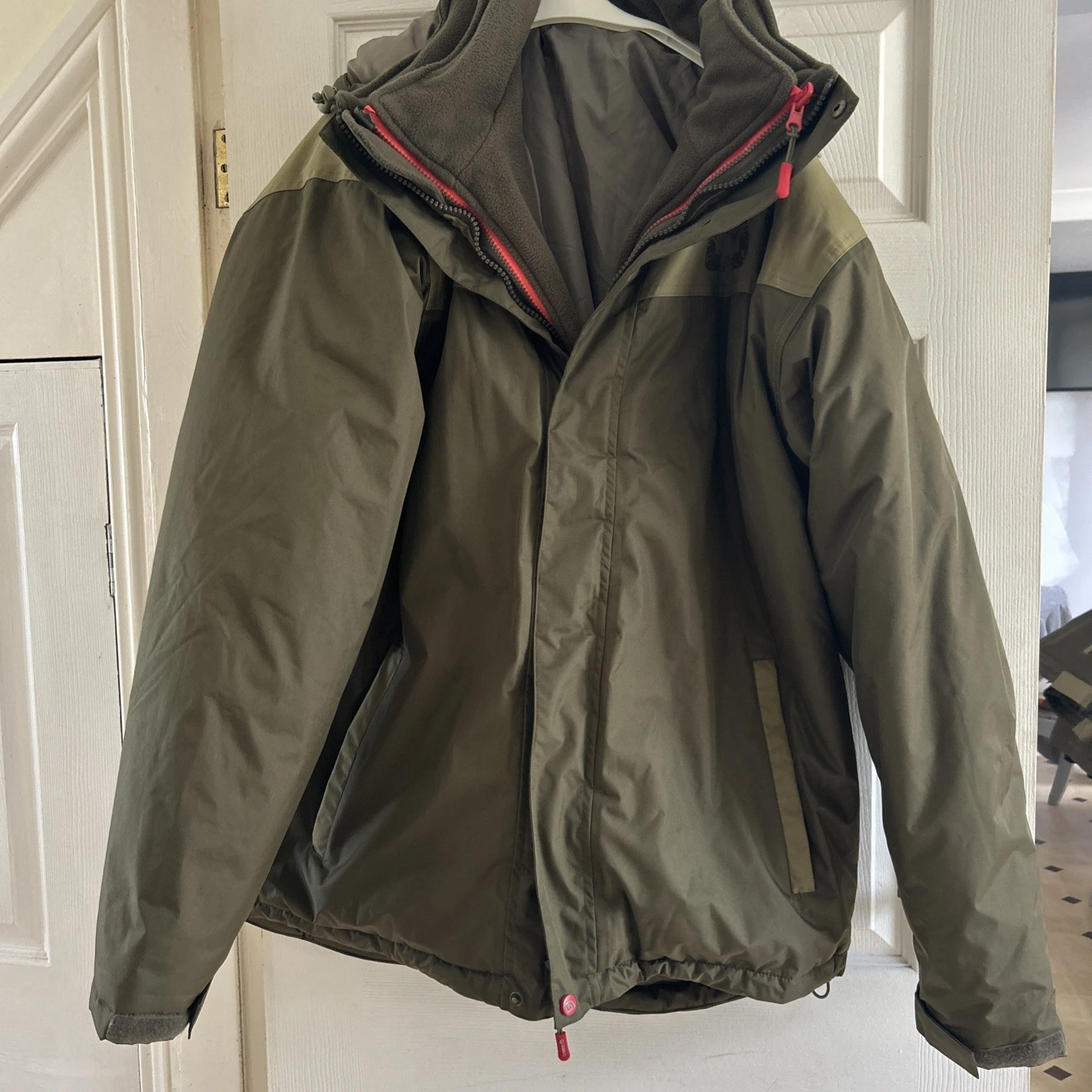 Used Trakker Core 2 Piece Winter Suit Fishing Carp in great condition
Opens in a new window or tab