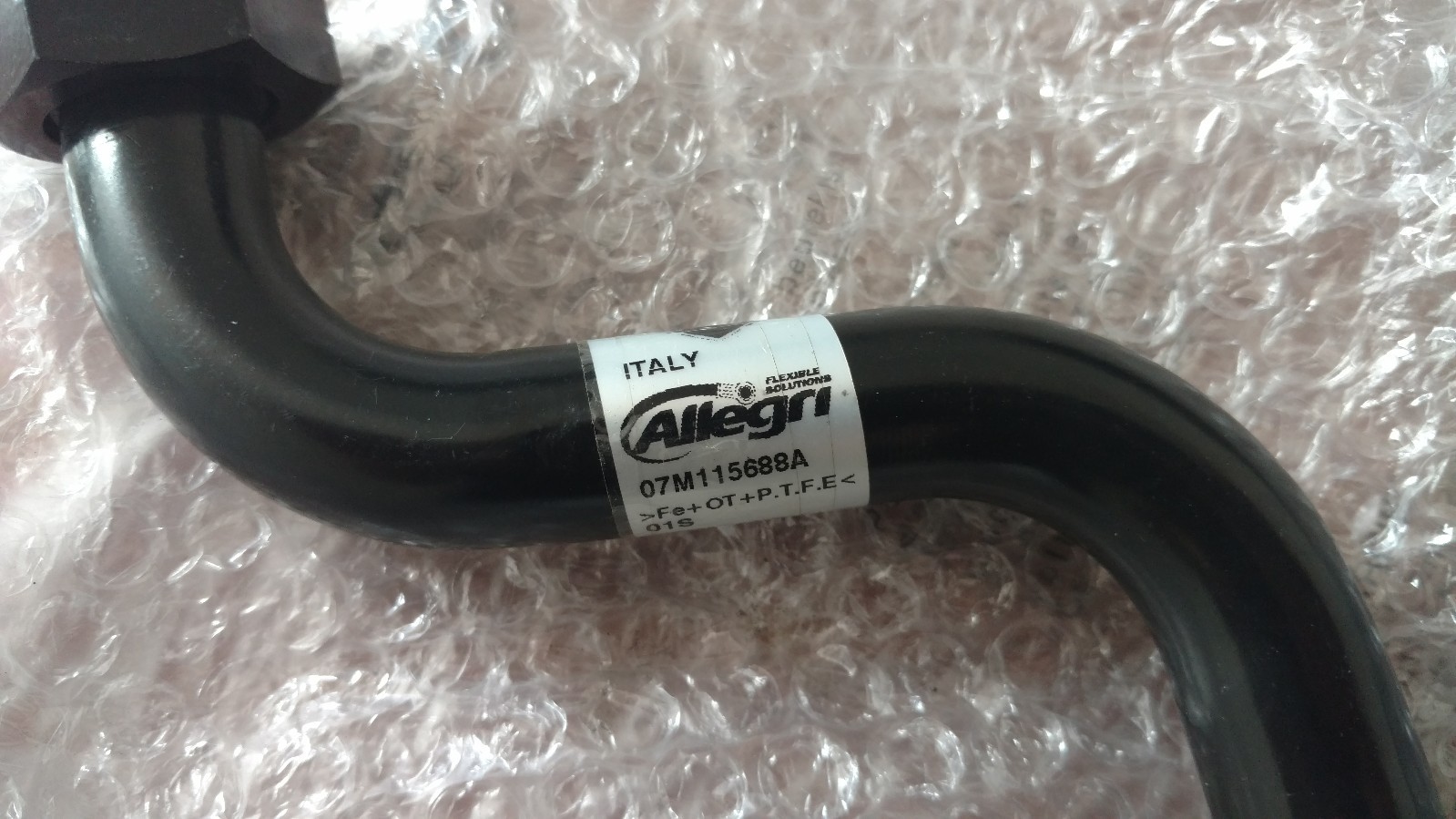 LAMBORGHINI MURCIELAGO LP640 OIL TANK TO ENGINE OIL HOSE LINE OEM 07M115688A