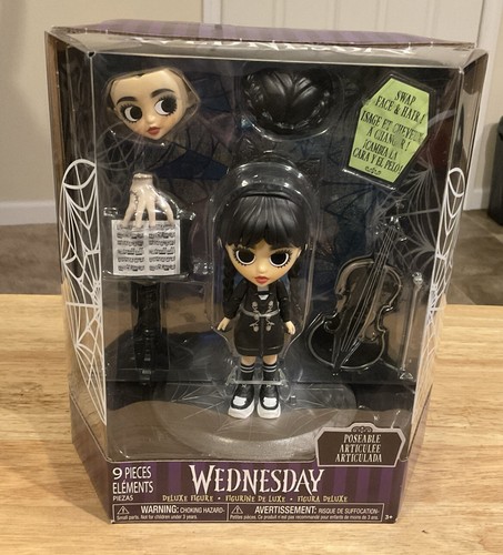HTF 2022 Wednesday Deluxe 6” Collectible Figure 9 Piece Set Just Play NEW W/Box
