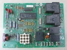 Goodman 1012-933 Furnace Control Circuit Board B18099-13